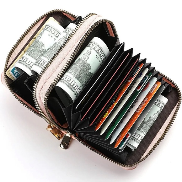 Brand new wallet with multiple card holders - Picture 2 of 3